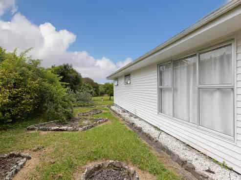 2101 Paparoa Valley Road, Paparoa