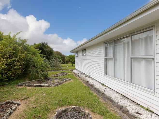 2101 Paparoa Valley Road, Paparoa