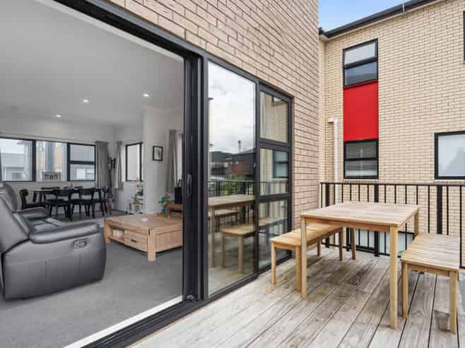 1 Taruna Lane, Manukau