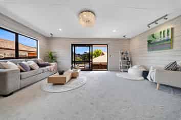 56 & 56A Glennandrew Drive, Half Moon Bay