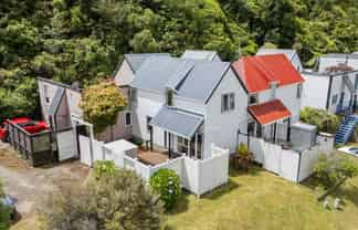 115 Sunshine Avenue, Karori