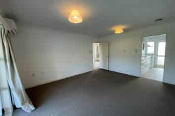 4/690 Pakuranga Road, Pakuranga