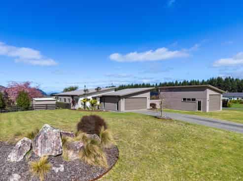 44/500 Kinloch Road, Kinloch