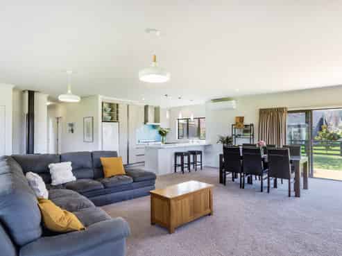 44/500 Kinloch Road, Kinloch