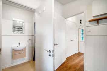 51 Victoria Street, Oxford