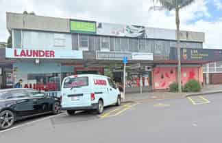 220M² UPSTAIRS LIVE AND WORK SPACE FOR LEASE
