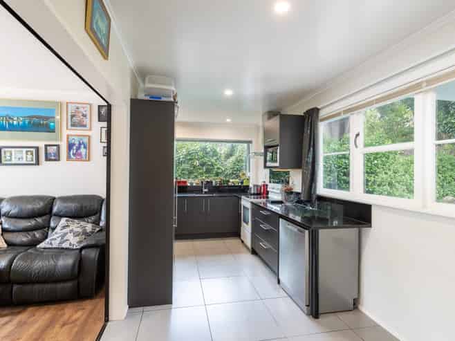 8 Davis Crescent, Elderslea