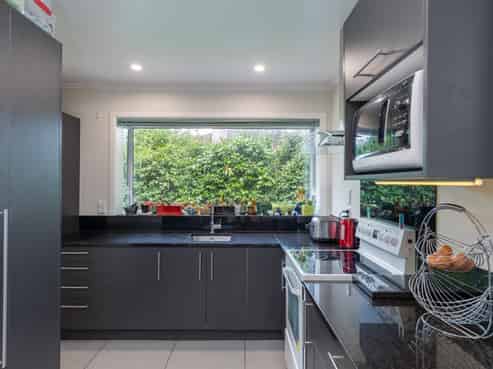 8 Davis Crescent, Elderslea