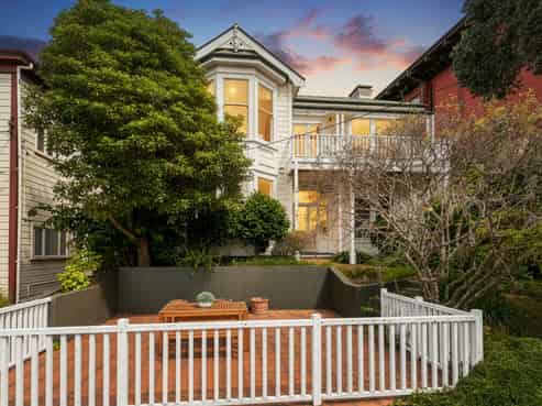 16 Talavera Terrace, Kelburn