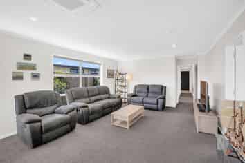 41 Tara Crescent, Ravenswood