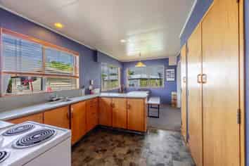 422 Kennedy Road, Pirimai