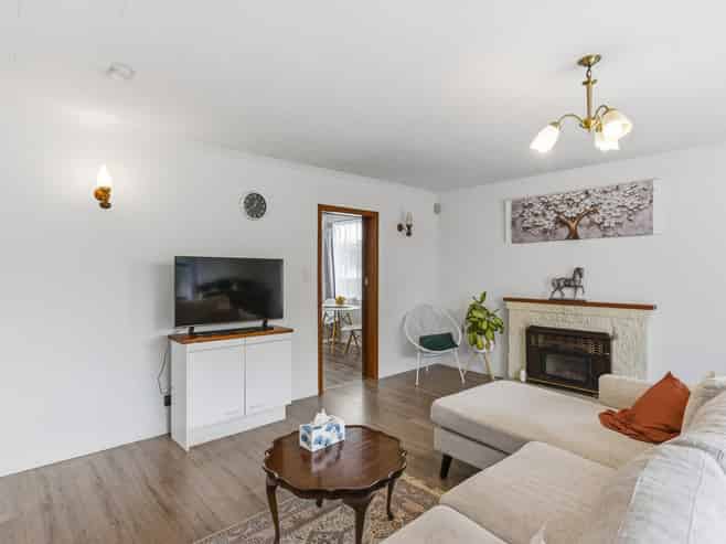 49 Walton Road, Paraparaumu Beach