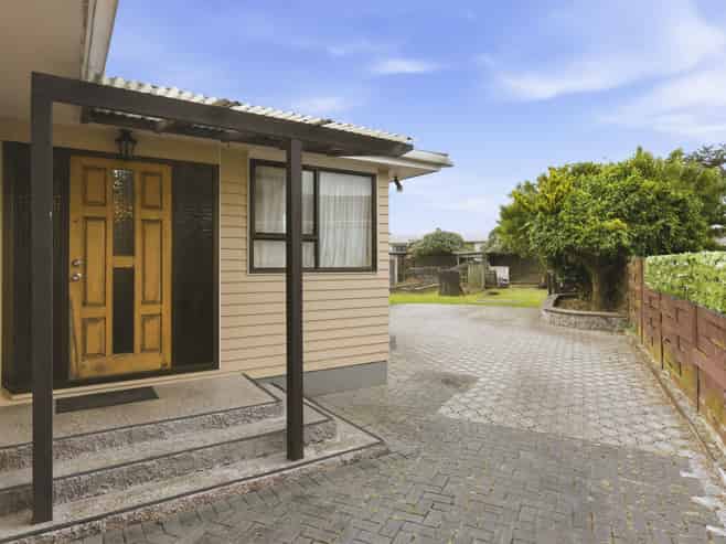 49 Walton Road, Paraparaumu Beach