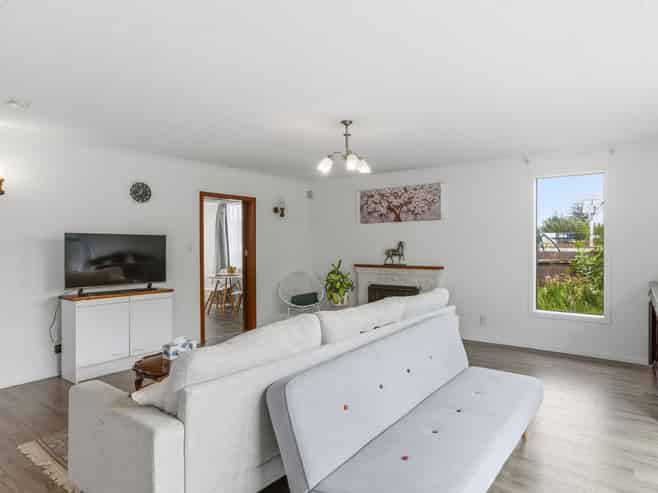 49 Walton Road, Paraparaumu Beach