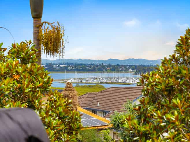 23 Bannings Way, West Harbour