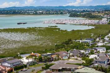 23 Bannings Way, West Harbour