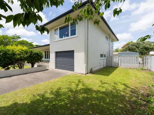 2 Squires Place, Awapuni