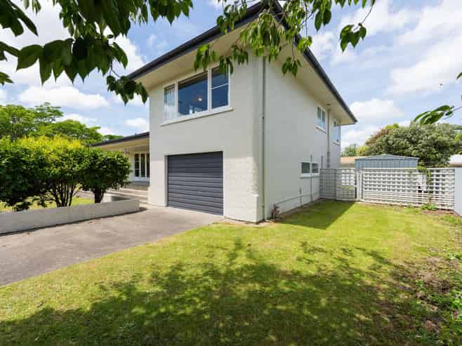 2 Squires Place, Awapuni