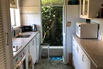 25B Sillary Street, Hamilton East