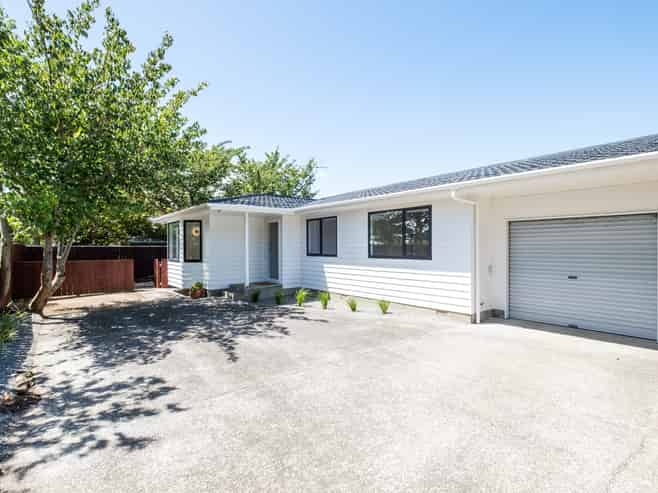 14b Nathan Street, Tawa