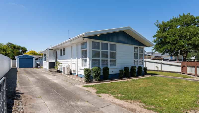 19 Halswell Crescent, Westbrook