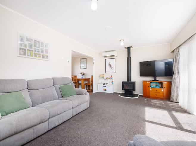 16 Wyndham Street, Awapuni