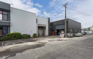 Wairau Valley 293sqm automotive workshop