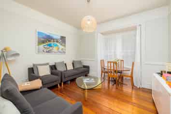 15 Champion Street, Edgeware