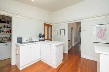 15 Champion Street, Edgeware