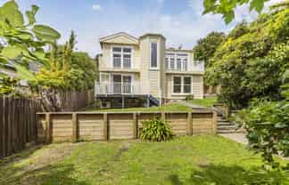 212 Cockayne Road, Ngaio