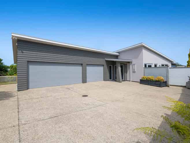 10 Bayview Park Lane, Orewa