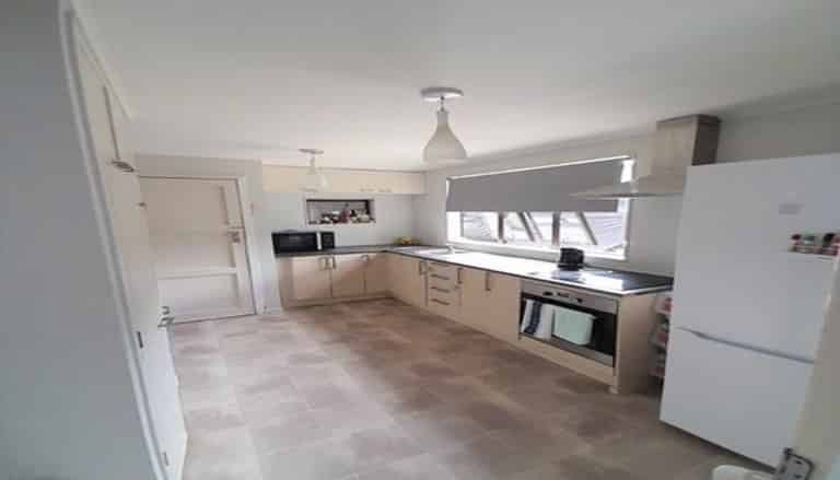 18 Beihlers Road, Weymouth