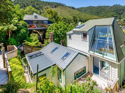 21 Ferry Road, Days Bay, Eastbourne