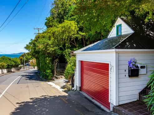 21 Ferry Road, Days Bay, Eastbourne