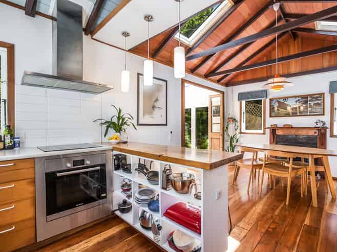 21 Ferry Road, Days Bay, Eastbourne