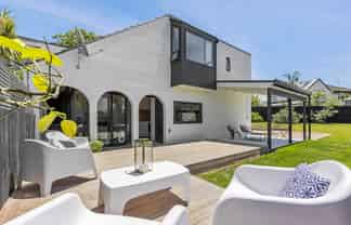 2/26 Salem Place, Torbay