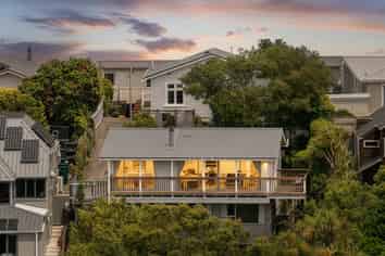 69A Cashmere Avenue, Khandallah