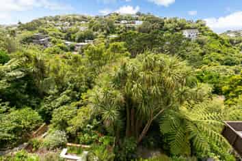 69A Cashmere Avenue, Khandallah