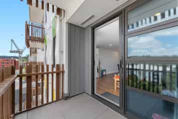 512/22 Library Lane, Albany