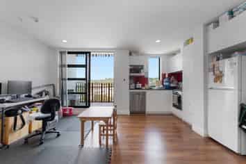 512/22 Library Lane, Albany