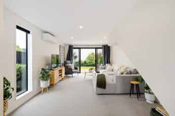 11/129 Sherborne Street, Saint Albans