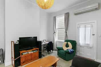 82B Tinakori Road (Downstairs), Thorndon