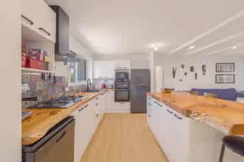 13 Penguin Street, Southshore