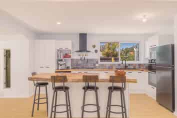 13 Penguin Street, Southshore