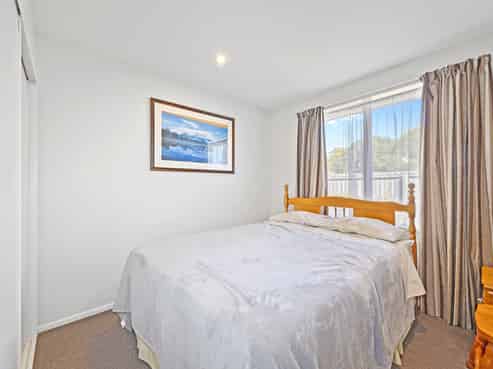 1/160 Breezes Road, Wainoni