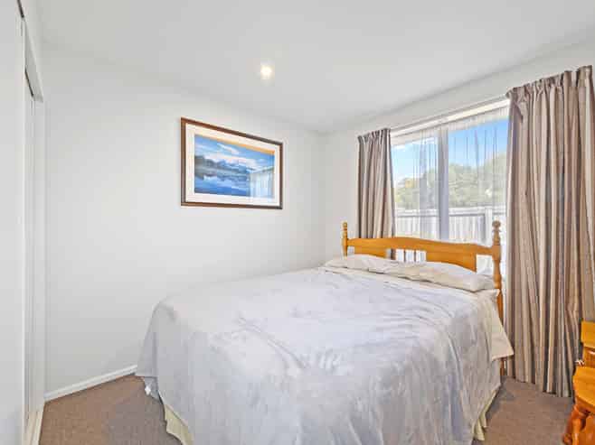 1/160 Breezes Road, Wainoni