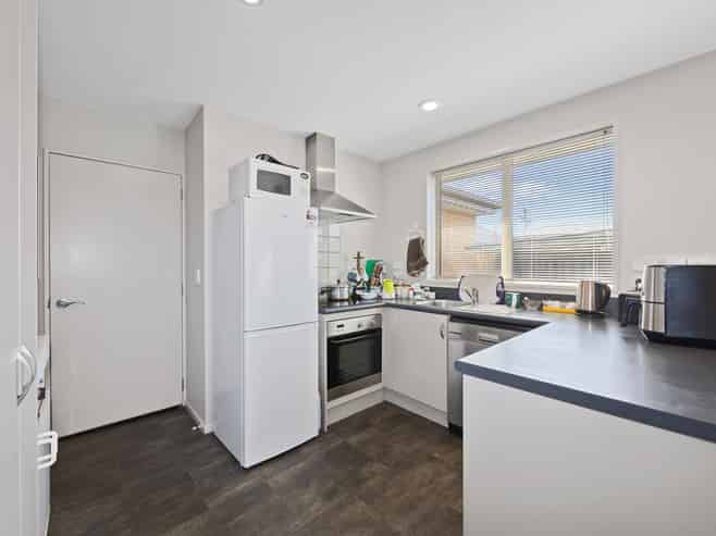 1/160 Breezes Road, Wainoni