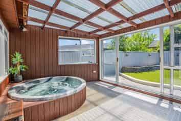 82 Oxford Terrace, Epuni