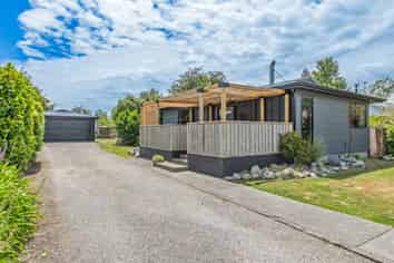 8 Coleman Place, DARFIELD
