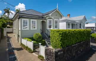 12 Peel Street, Westmere